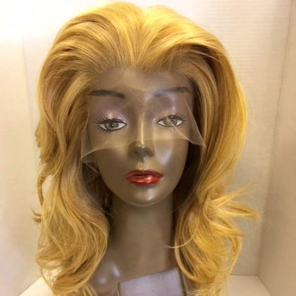 Gorgeous Golden Blond Lace Front Synthetic Wig - Picture 1 of 7